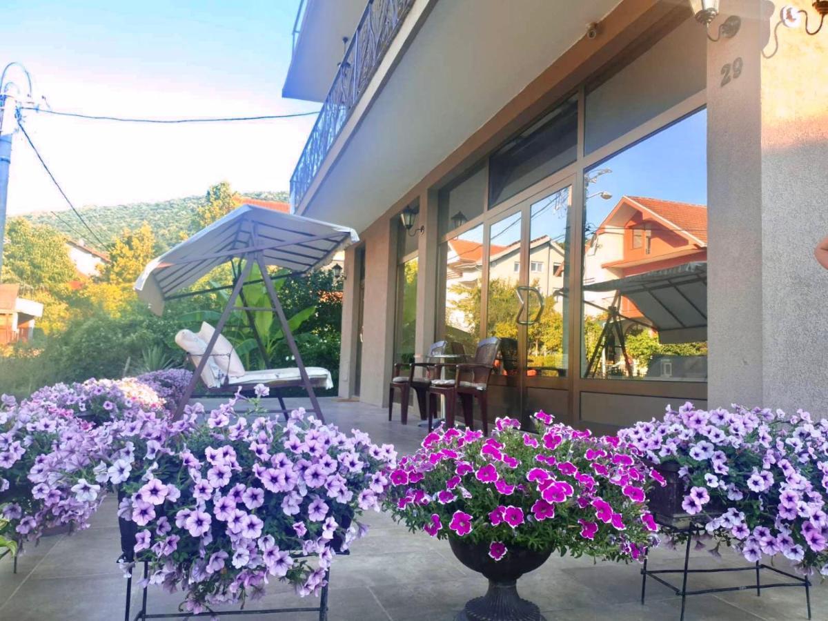 Guest House Dimitrije Niska Banja Ngoại thất bức ảnh